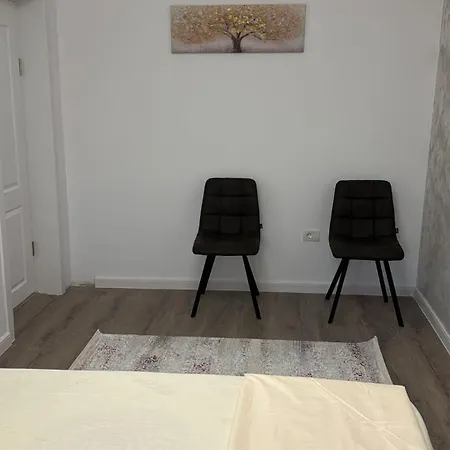 Kiki By The Lujerului Metro Station Apartament