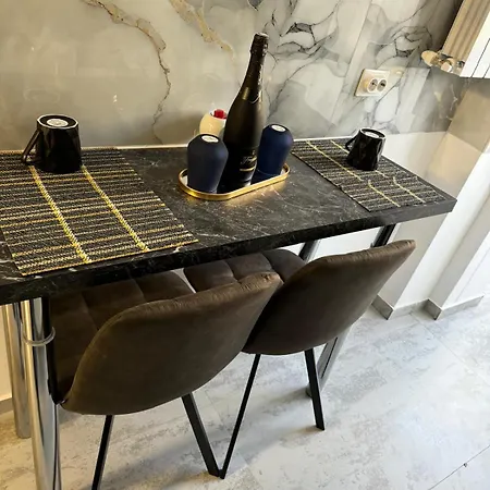 Kiki By The Lujerului Metro Station Lägenhet *