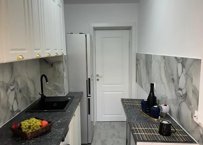 Kiki By The Lujerului Metro Station Lejlighed